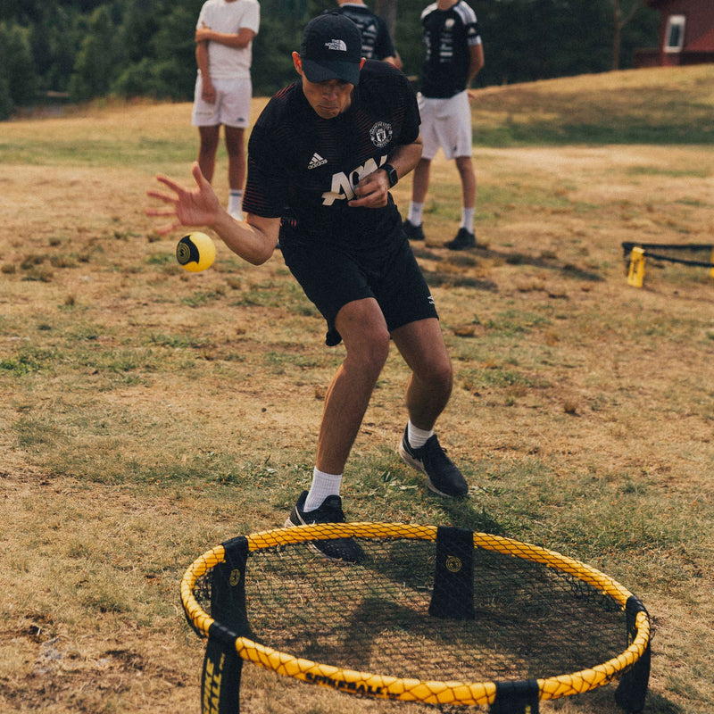 Load image into Gallery viewer, Spikeball Standard Kit

